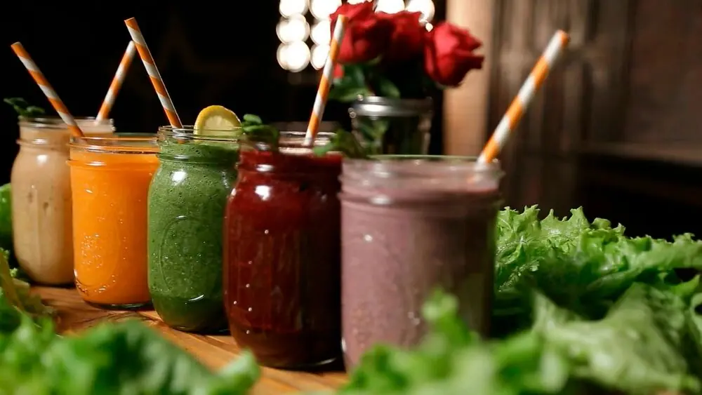 Smoothies de fruta de colores